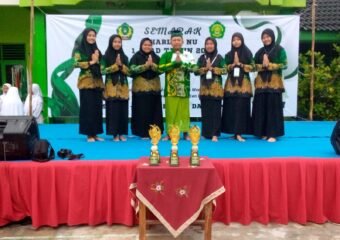 osis-madrasah-aliyah-darul-ma’wa-peringati-1-abad-nu-0